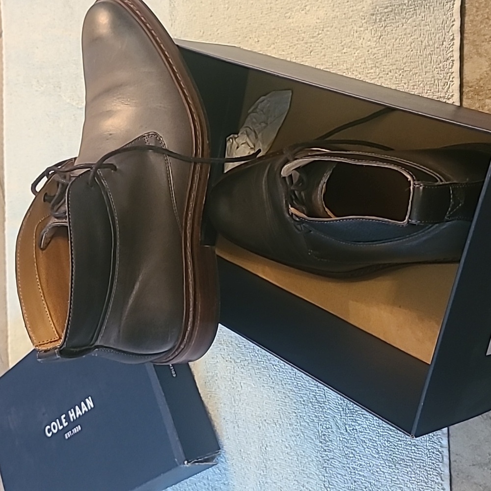 Cole Haan ankle boots,pavement leather